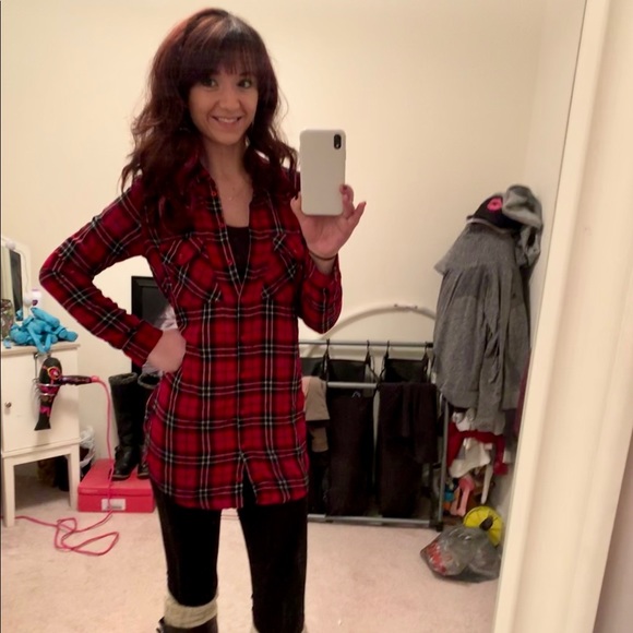 Meet your Posh Ambassador, Jenn Love - Picture 7 of 8